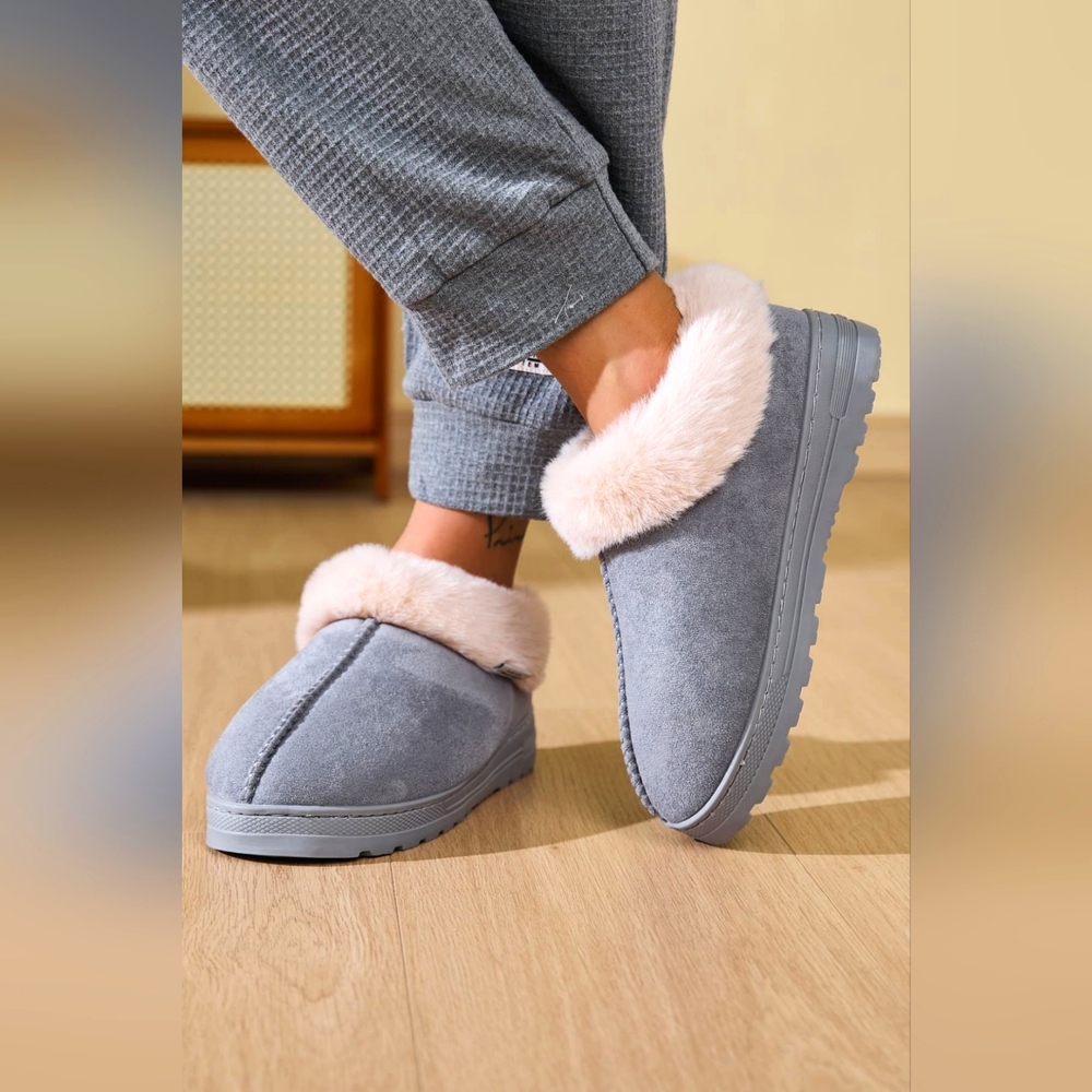 Faux Fur Suede Round Toe Platform Vegan Leather Slippers